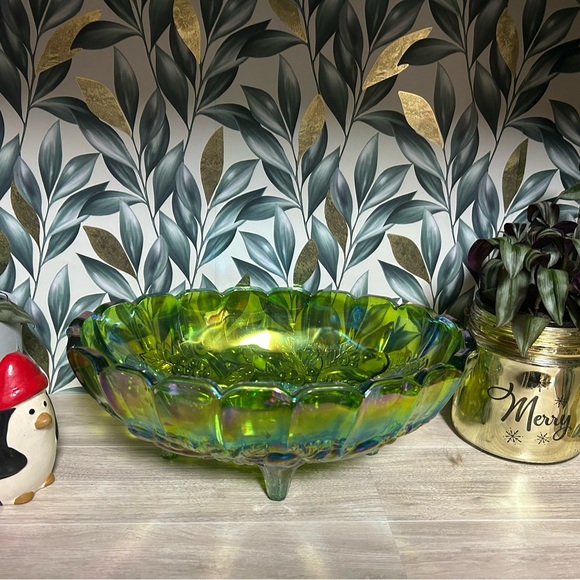 Vintage Indiana Glass Green Carnival Footed Fruit Bowl - Picture 5 of 5